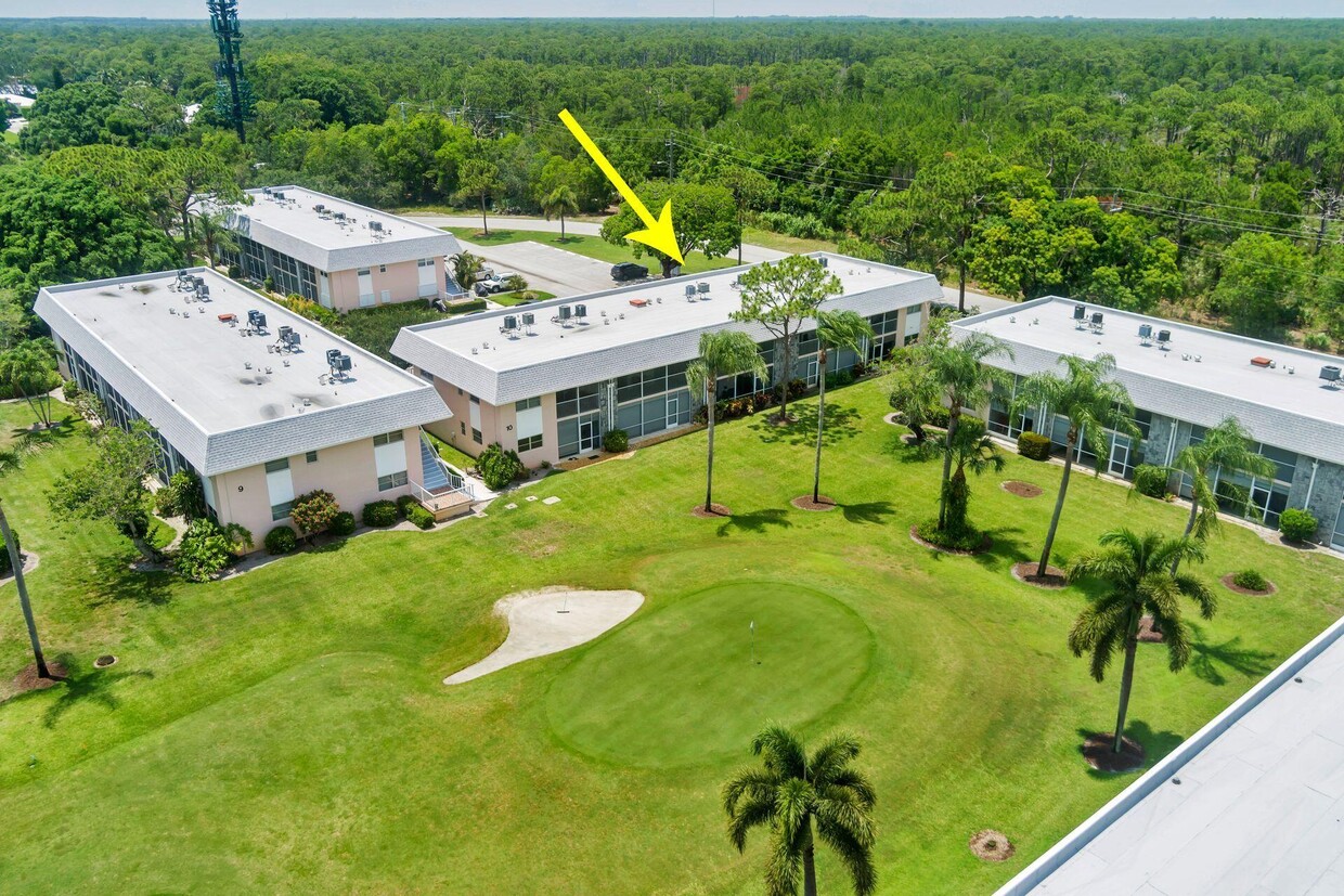 Primary Photo - 18081 SE Country Club Dr