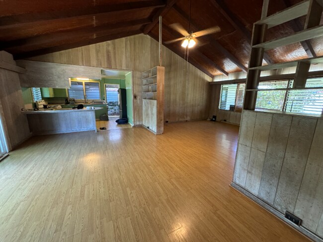 Building Photo - 247 Lanipo Dr