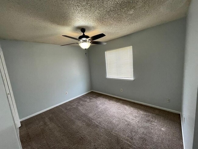 Foto del edificio - 1603 Onion Creek Village Dr