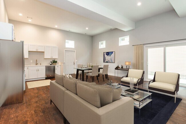 Foto del edificio - 3246 Lorain Ave