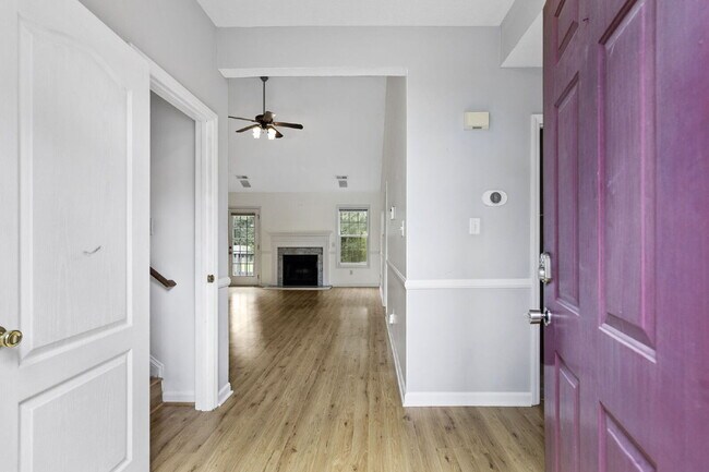Foto del edificio - Purple Door Home in Raeford