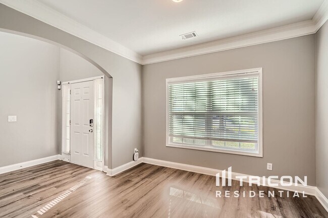 Foto del edificio - 1265 Leisure Lake Dr
