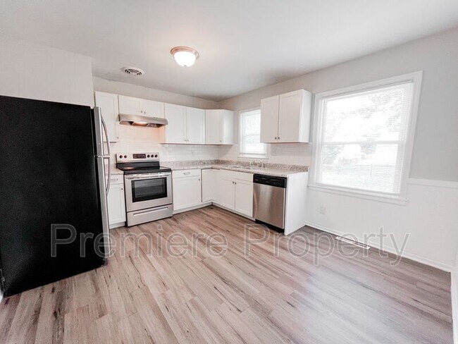 Foto del edificio - 8852 E 59 Terrace