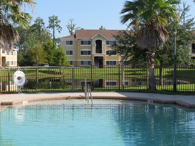 Building Photo - Carolina Club Apartments