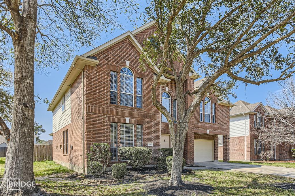 Foto principal - 3138 Red Rover Ct