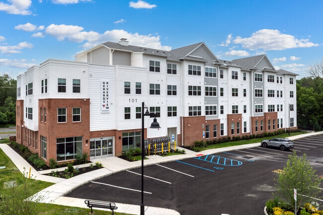 Building Photo - Gerard's Riverview