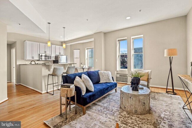 Foto del edificio - 1415 Chapin St NW