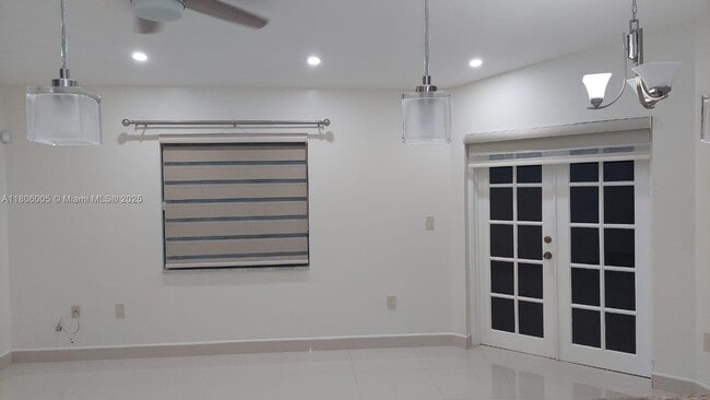 Foto del edificio - 984 SW 113th Ter