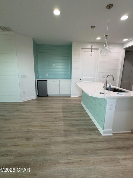 Foto del edificio - 9225 Cool Breeze Dr