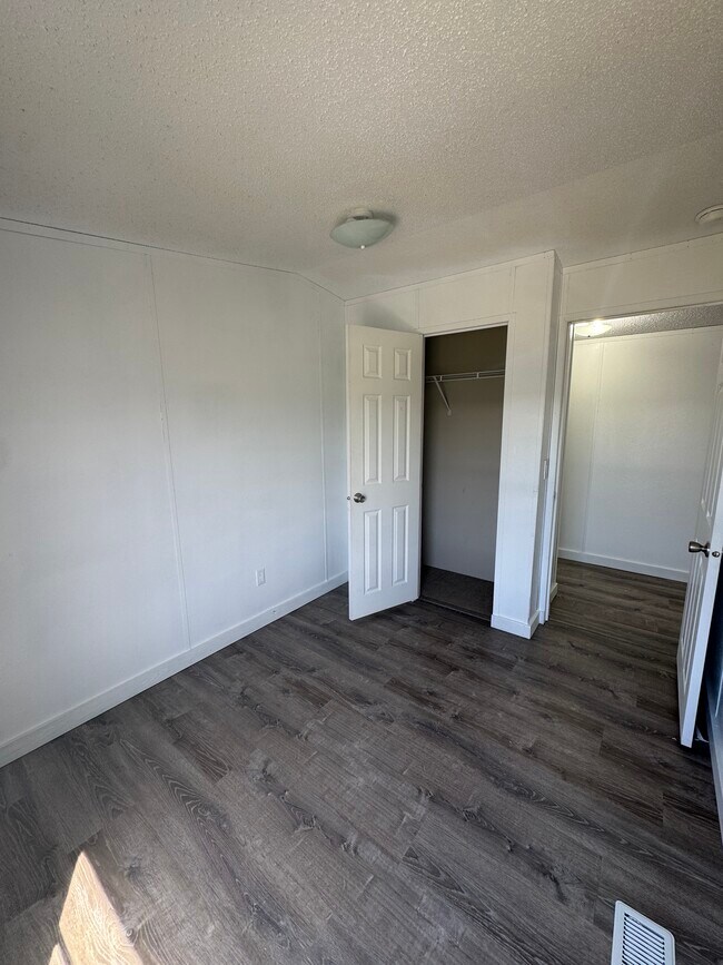 Building Photo - 3907 Co Rd 258