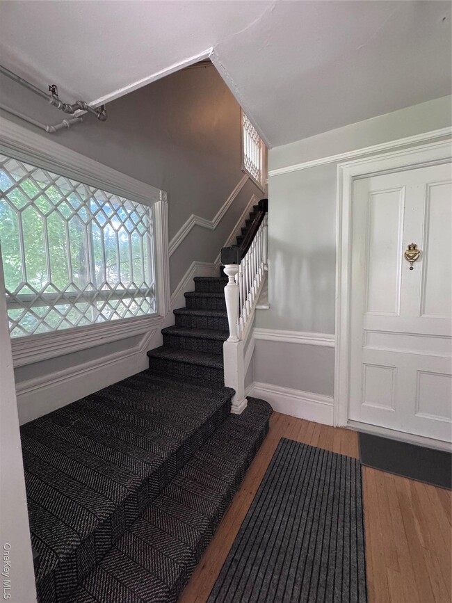 Building Photo - 116 Corlies Ave