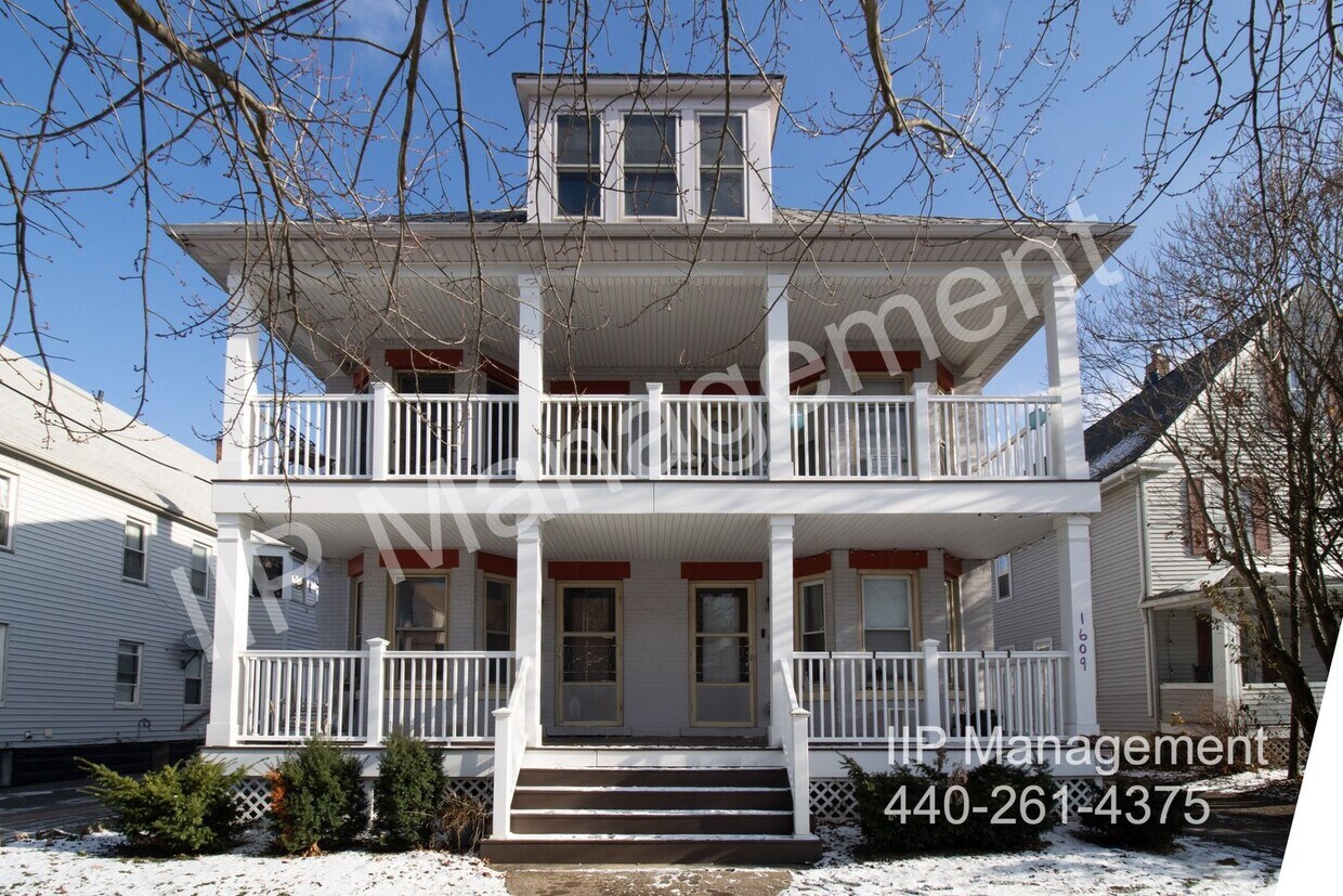 Foto principal - 1609 Lakewood Ave
