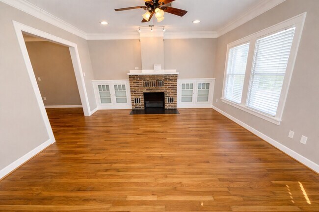 Foto del edificio - 1022 Fugate St