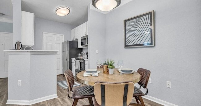 Building Photo - Marina Pointe