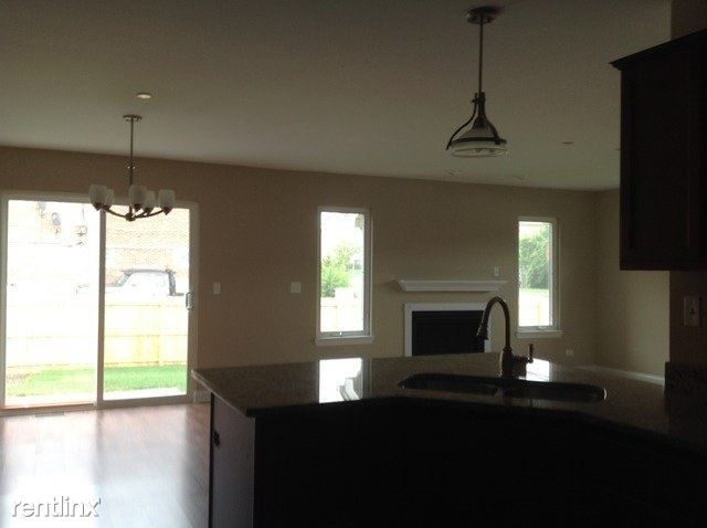 Foto del edificio - 8156 W 87th St