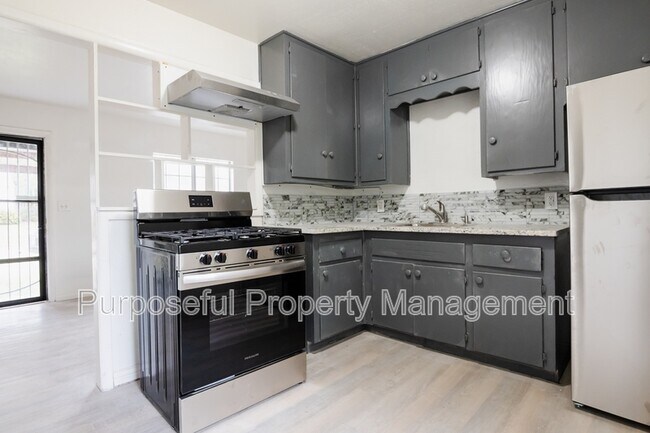 Foto del edificio - 3128 NE 15th St