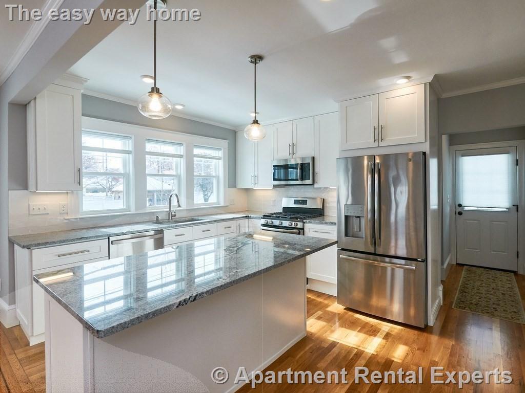 Primary Photo - Medford Square 4 Bedroom, 3 Bath Condo