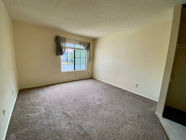 Building Photo - 13019 Wimberly Square