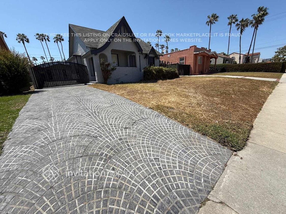 Foto principal - 5715 Deane Ave