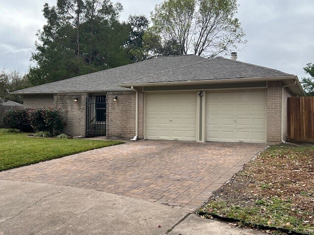 Building Photo - 19315 Ruble Dr