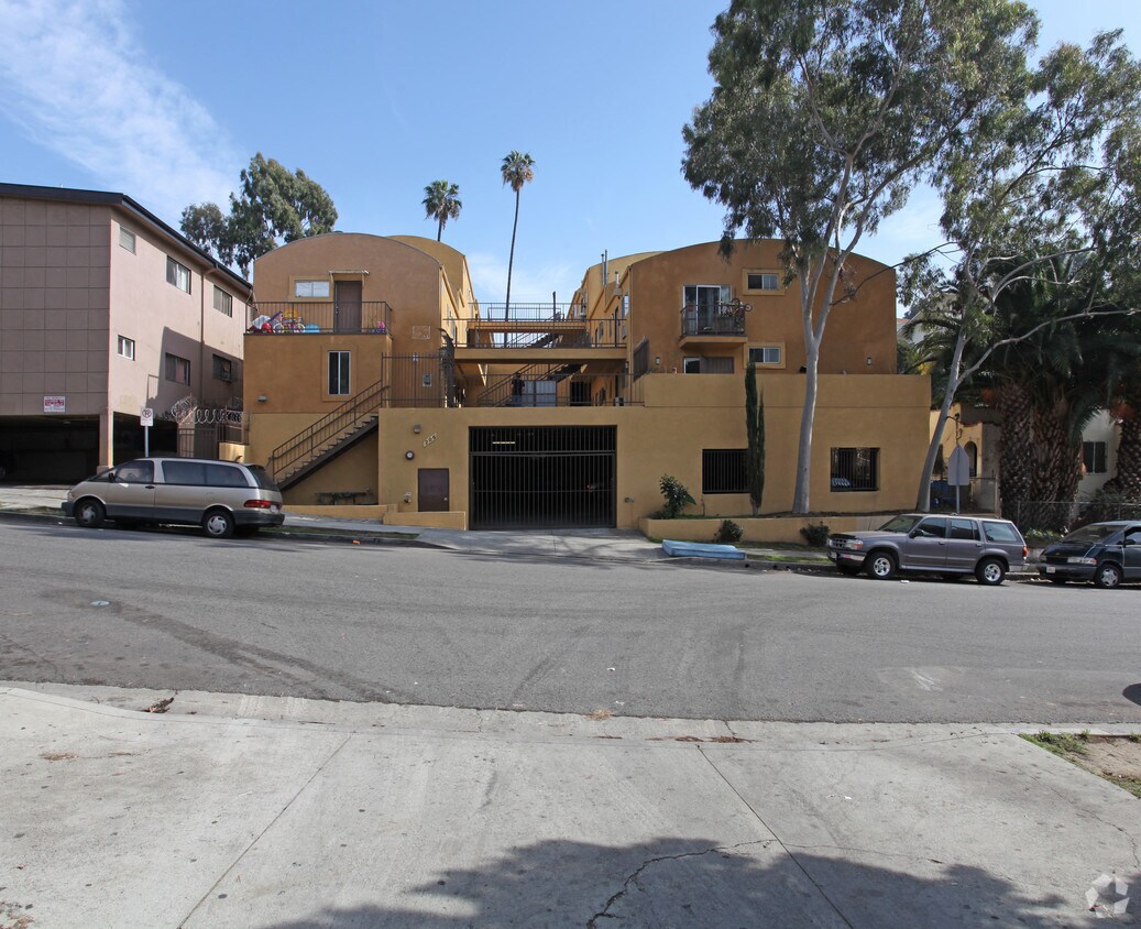 Foto principal - Loma Place Apartments