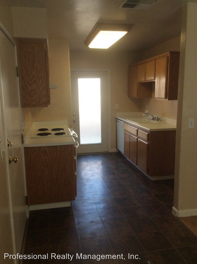 Building Photo - 8301 White Squall Ln