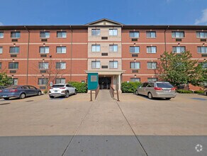 Building Photo - 3370 W Brooke Ave