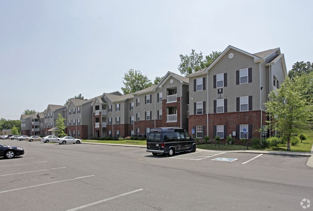 Foto del edificio - Crossland Manor Apartments