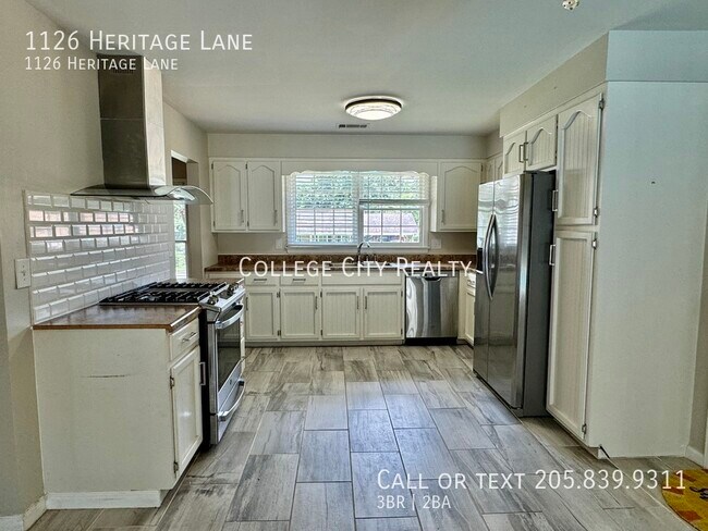 Foto del edificio - 1126 Heritage Lane