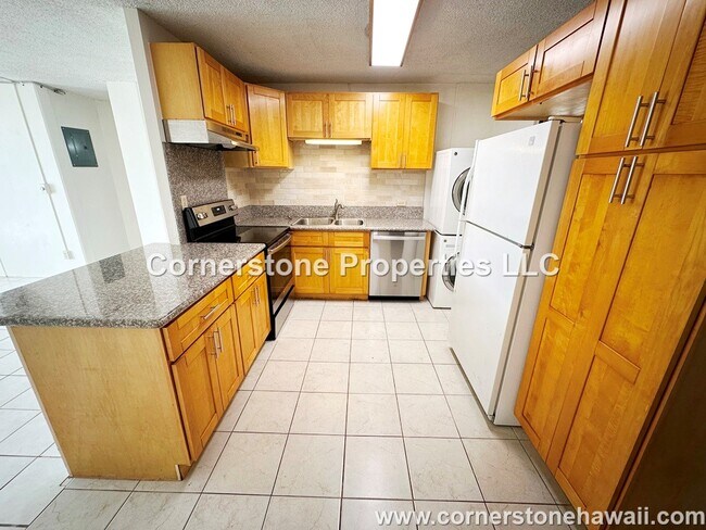 Foto del edificio - 95-2048-2048 Waikalani Dr