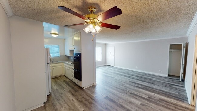 Interior Photo - Hayworth Apartments