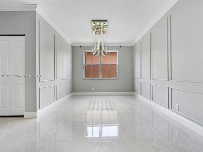 Building Photo - 1175 Peregrine Way