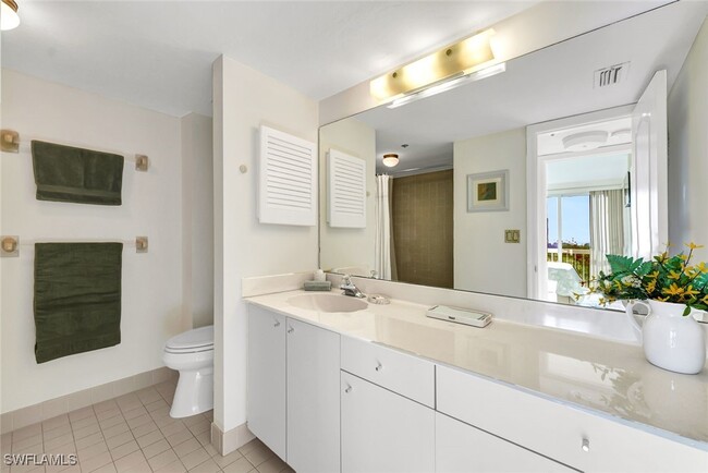 Building Photo - 5501 Heron Point Dr