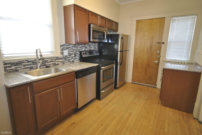 Foto del edificio - 3 br, 1 bath House - 211 E. Kingsley St  H...