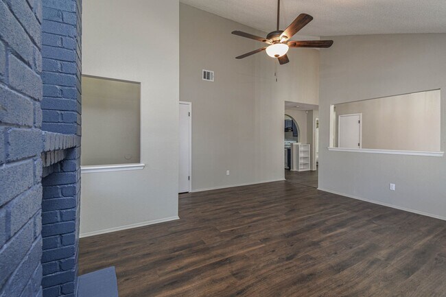 Foto del edificio - 3106 Raccoon Run