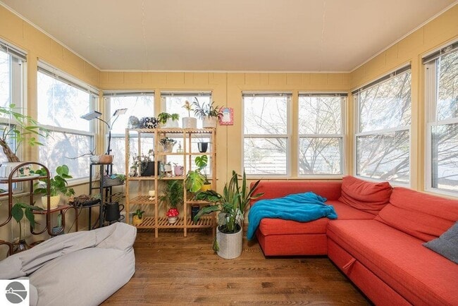 Foto del edificio - Charming In-Town Rental – Close to Downtow...