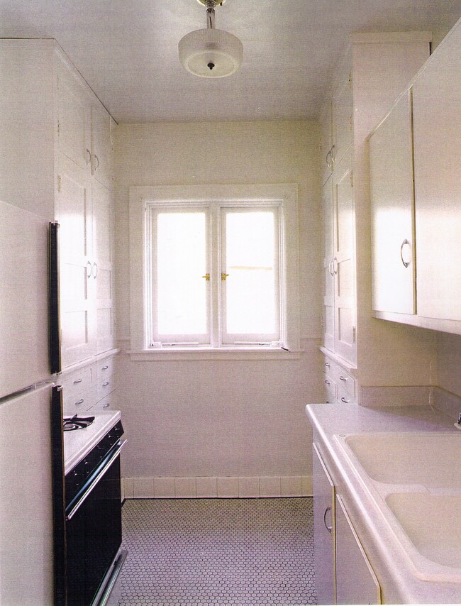 Foto del edificio - 445 Wilson W St