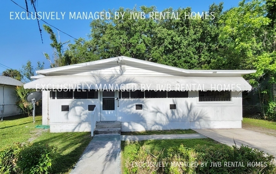 Primary Photo - 714 Superior St