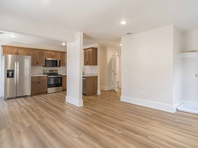 Foto del edificio - 821 Jefferson Ave