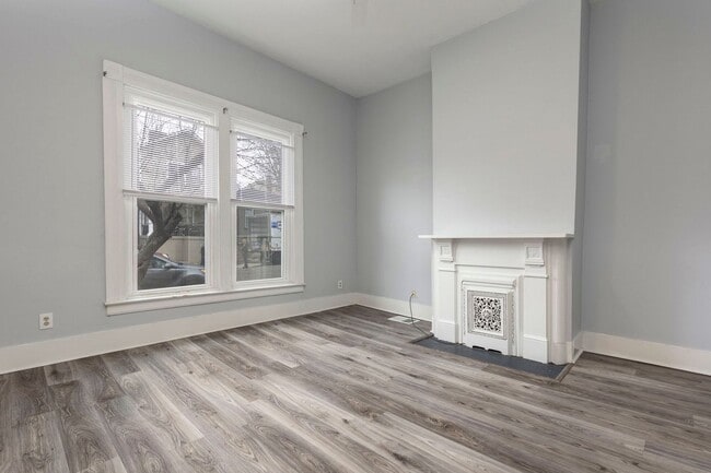 Building Photo - 1504 E Breckinridge St