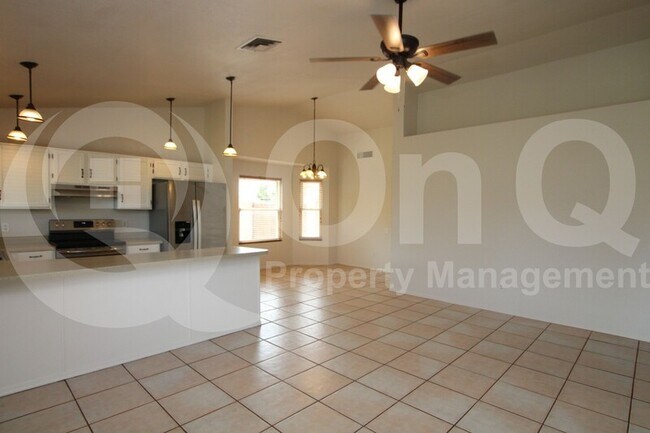 Building Photo - 311 S Rita Ln