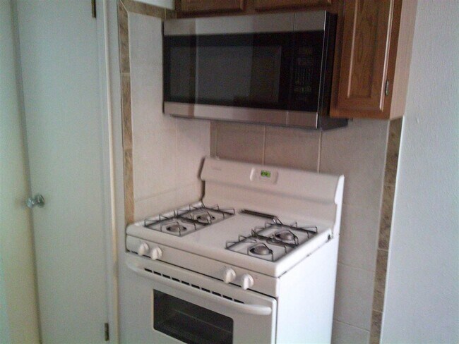 Foto del edificio - 2814 Mobley St NW