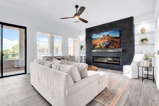Foto del edificio - 2989 N 44th St