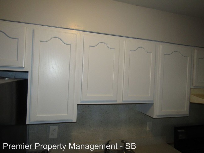 Building Photo - 5334 Cuthbert Ave