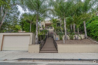 Building Photo - 22202 Avenue San Luis