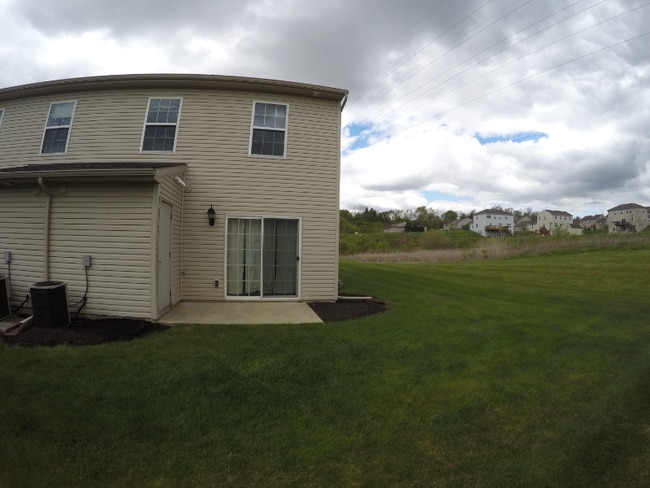 Building Photo - 2119 Quail Hollow Dr