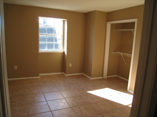 Foto del edificio - 59 Carriage Ln