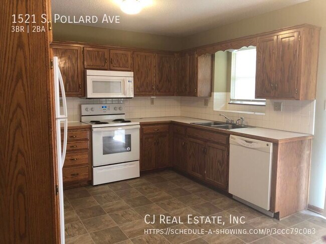 Building Photo - 1521 S Pollard Ave