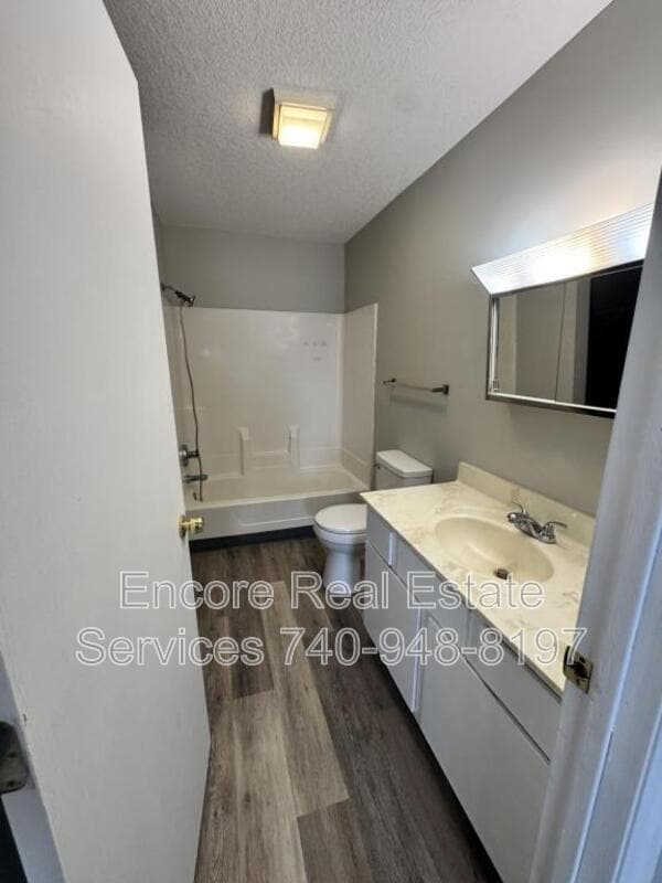 Building Photo - 563 Brookside Ct