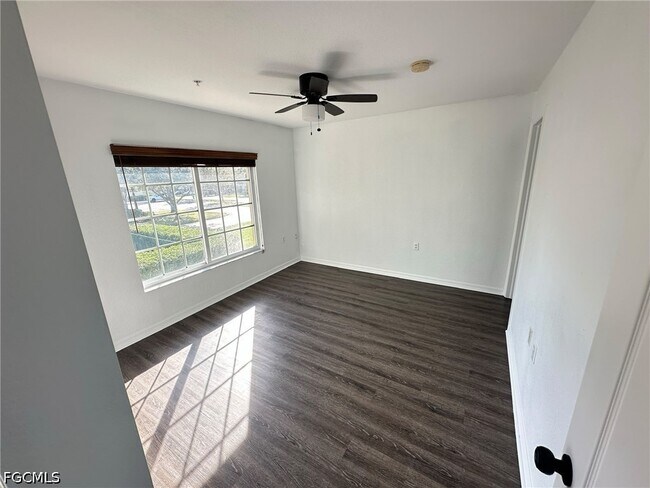 Building Photo - 9419 Ivy Brook Run